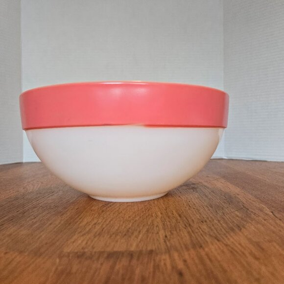 HTF Vintage Fire King Colonial Band Mixing Bowls Set of 3 Nesting Bowls Rare - Picture 6 of 11